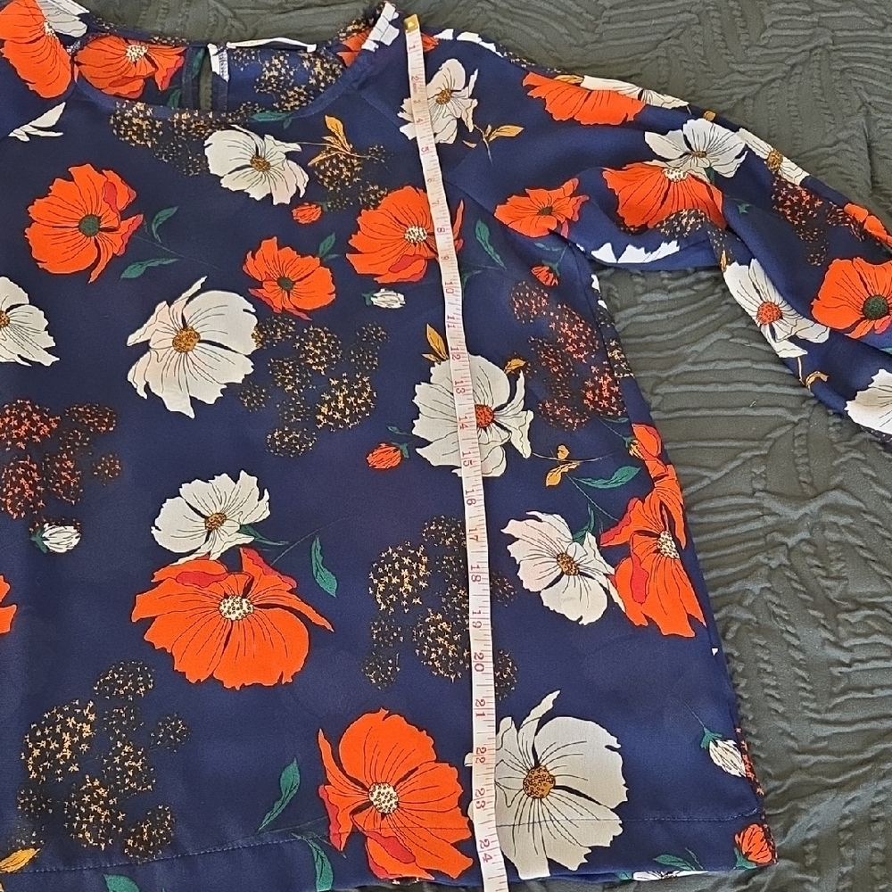 Chris & Carol Floral Blouse Size Small - Picture 12 of 14
